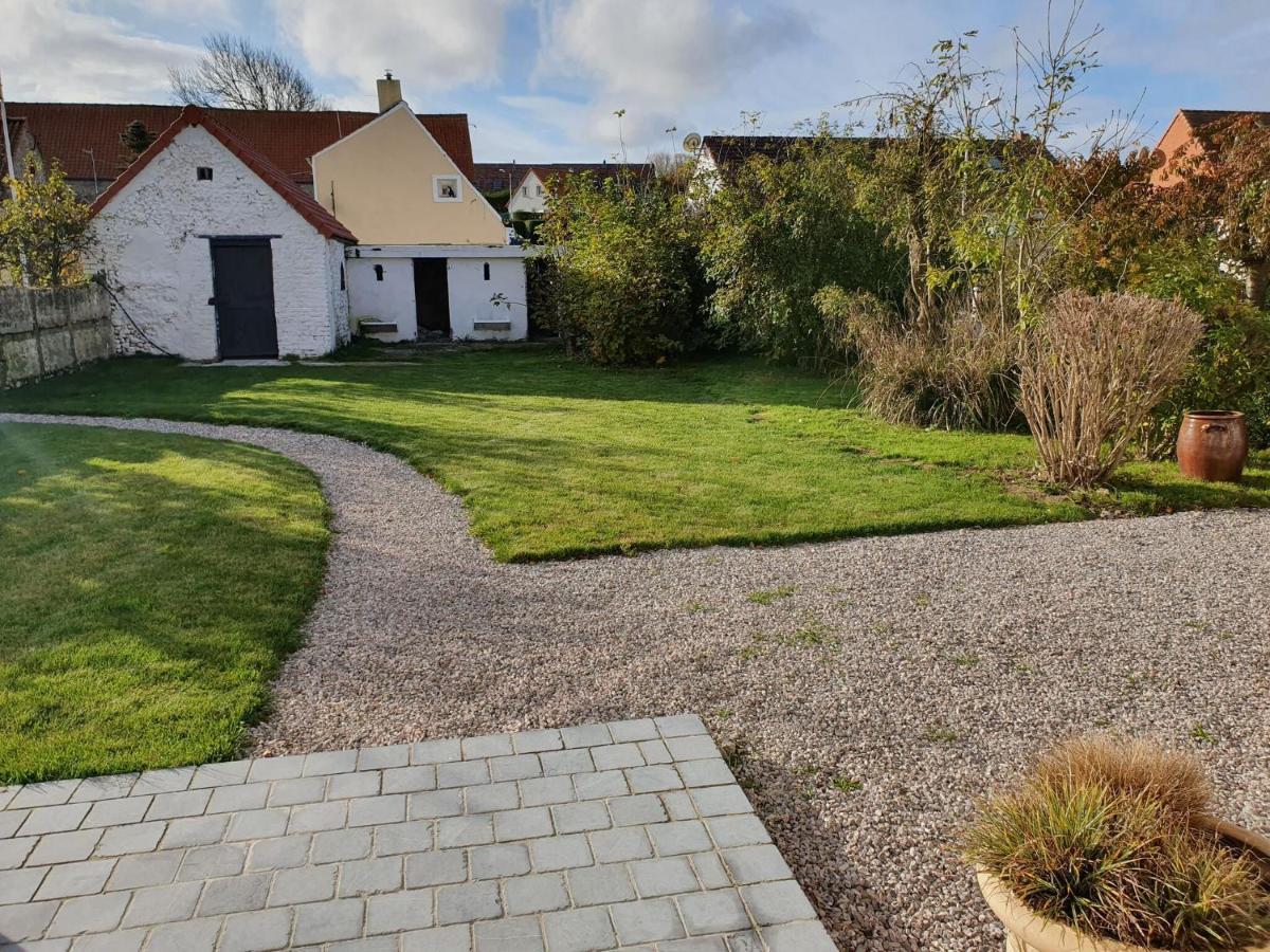 Vintage Holiday Home In Escalles With Garden Luaran gambar